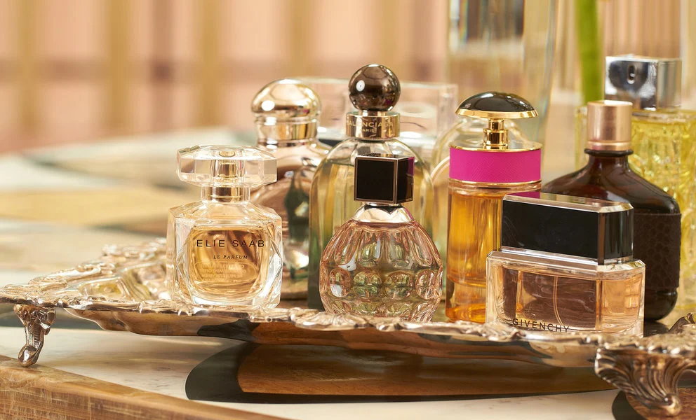 Perfume storage showcasing