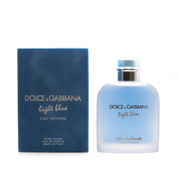10 Best Aquatic Fragrances That Transport You Straight to the Coast 11 D&G Light Blue Eau Intense